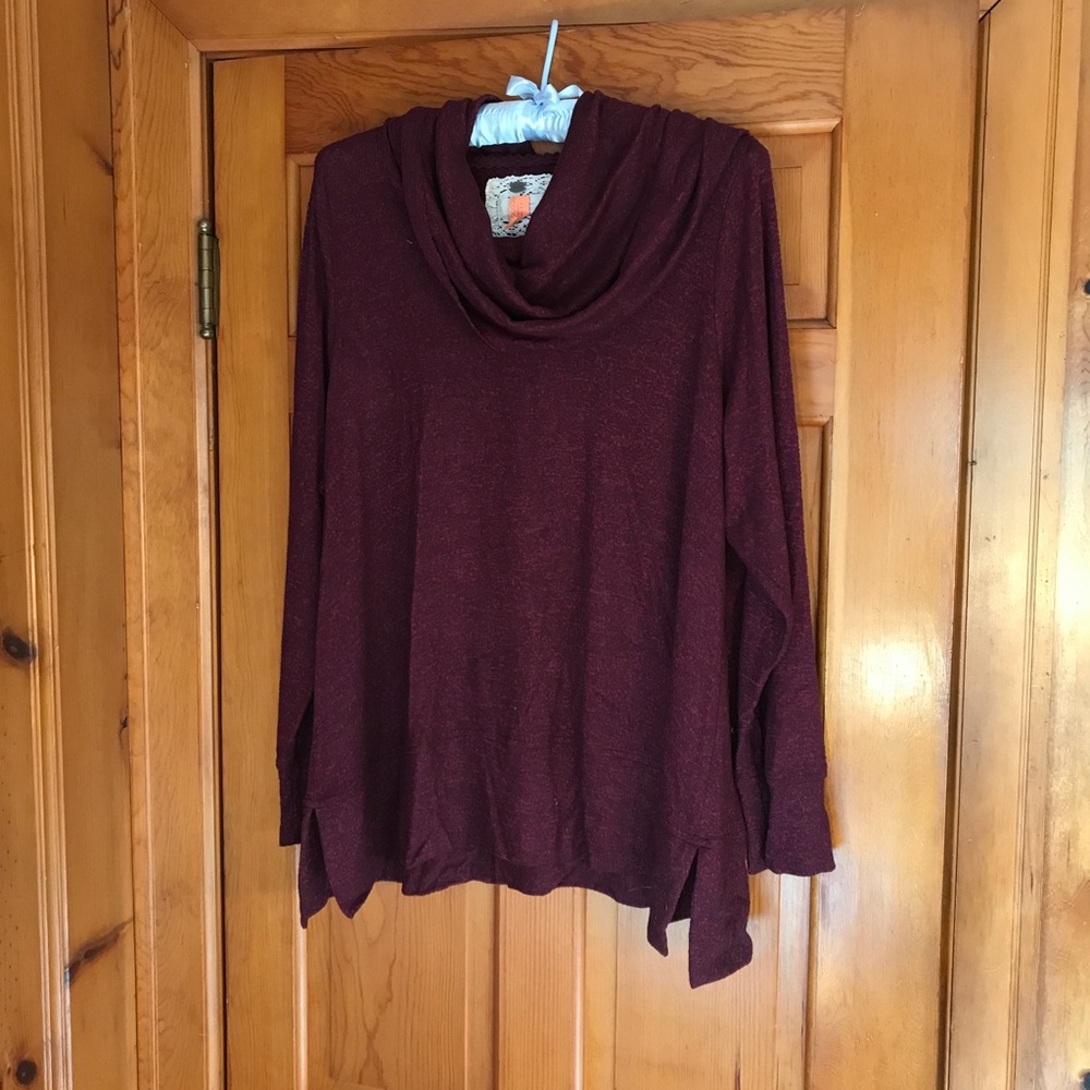 Cupio Plum Cowl Neck Sweater with Long Sleeves and Relaxed Fit, Size 1X.